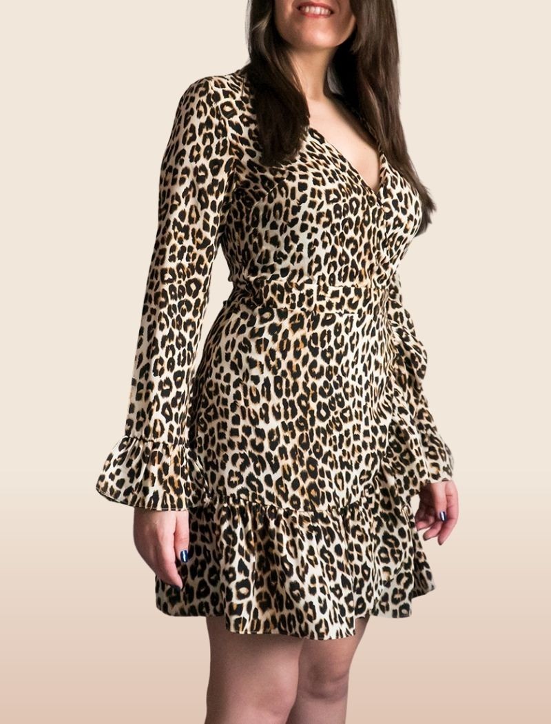 Vestido cruzado animal discount print