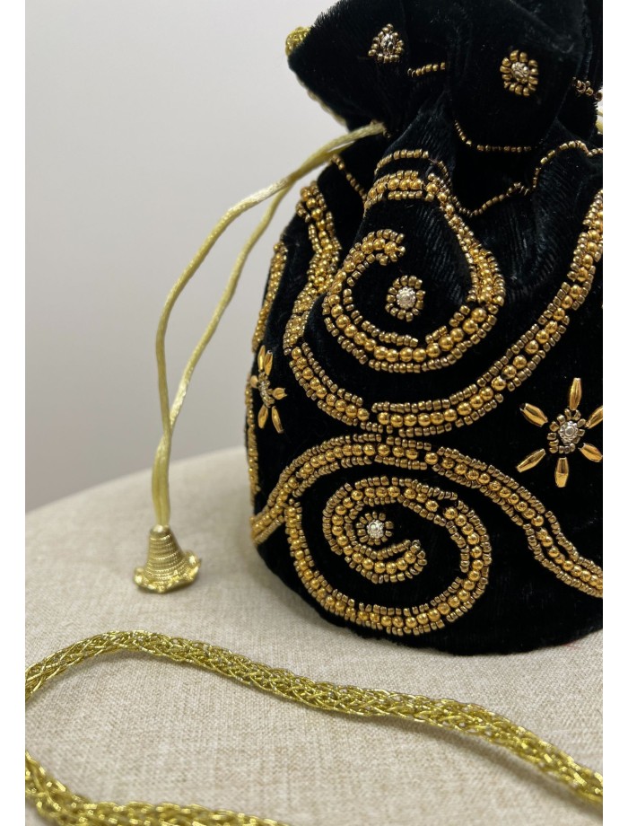 Bolso Bombonera Terciopelo CIBELES Negro